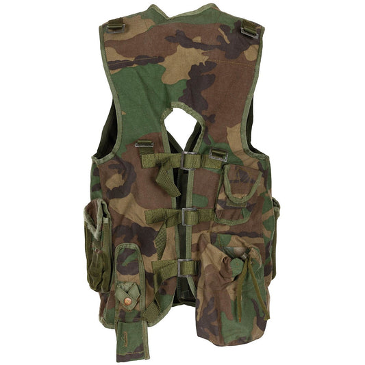 Türk. Tactical Weste,woodland, gebr.